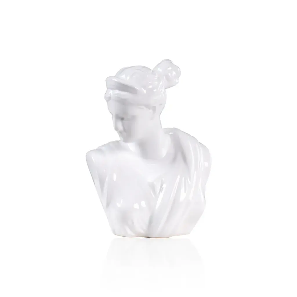  JOLIE BUST STATUE